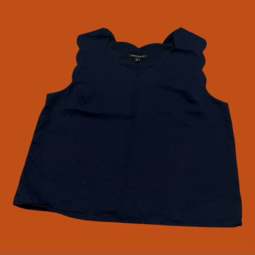 Banana Republic navy tank top with scalloped edges size women’s M